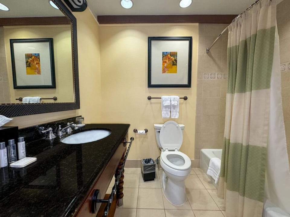 Get ready with generous counter space and fresh, fluffy towels.