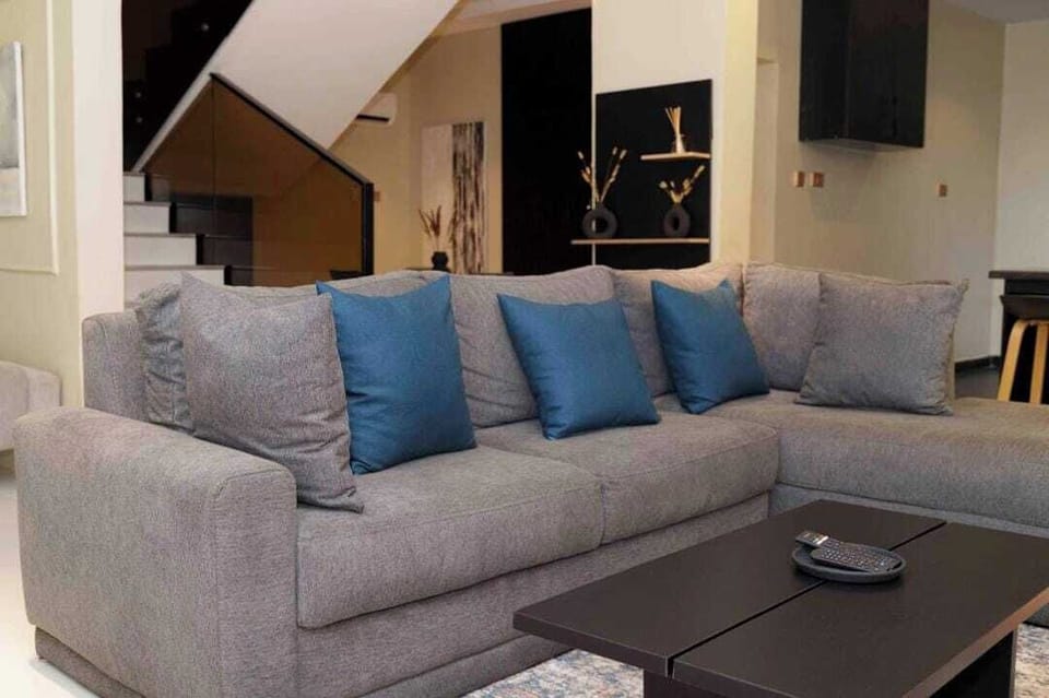 Economy Apartment, Balcony, City View | Living area