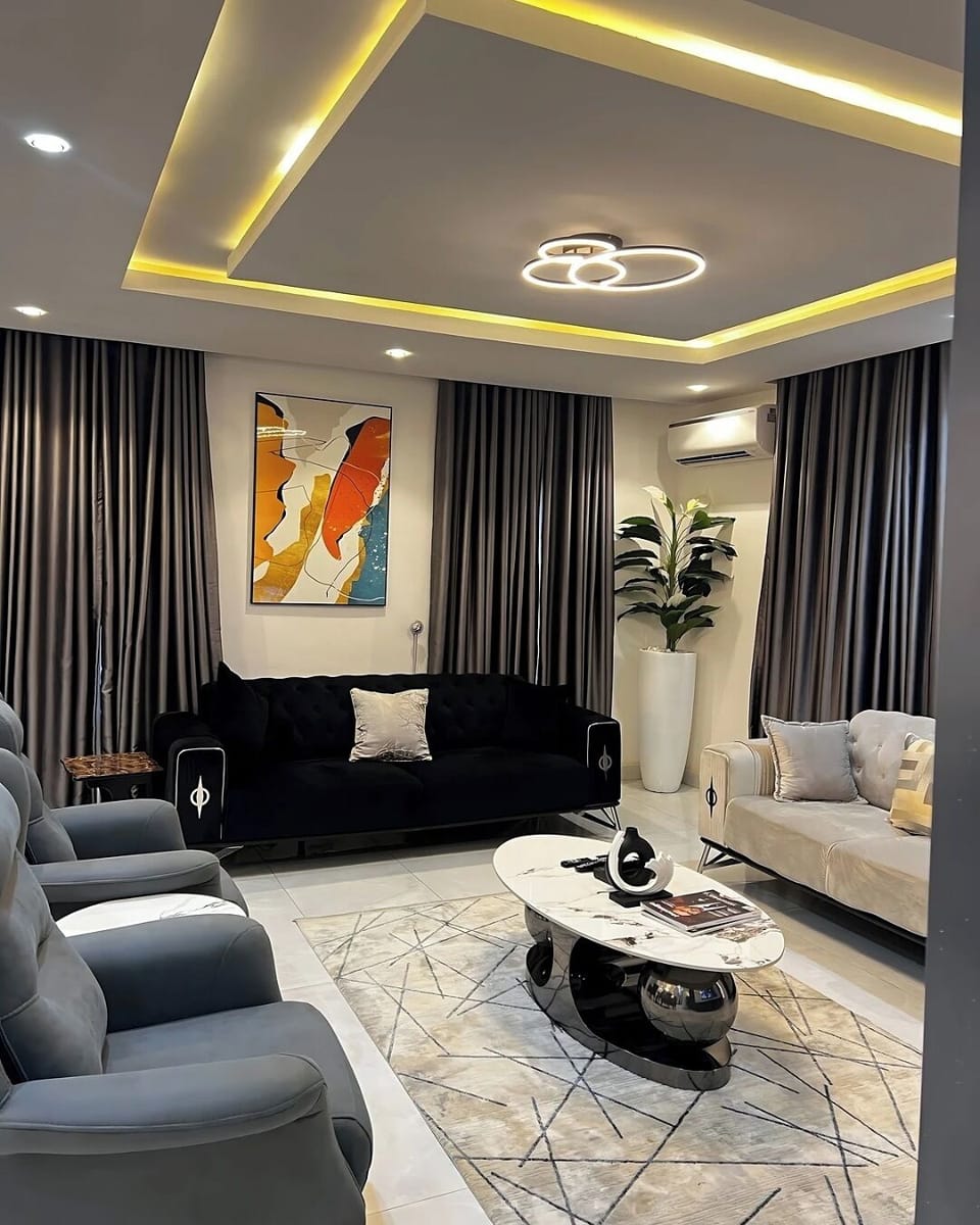 Economy Apartment, Balcony, City View | Living area