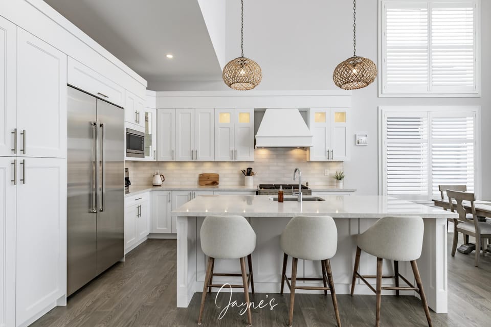 Kitchen &amp; Bar Seating