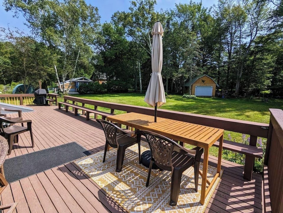 Outdoor seating area, perfect for summer evenings