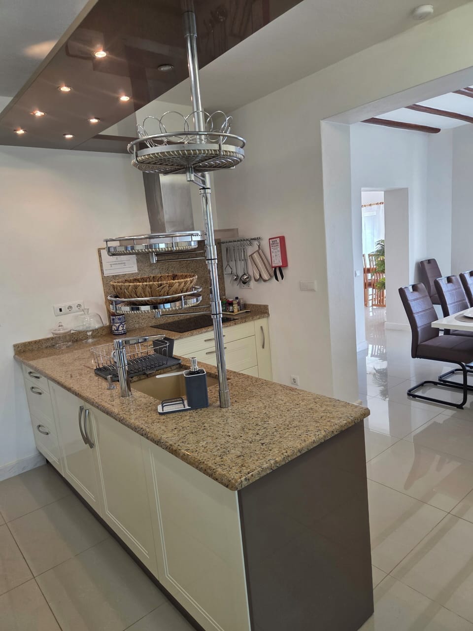 Fully equipped kitchen