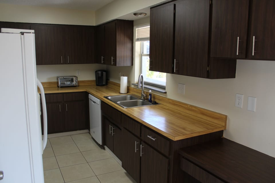 Ample counter space and pass through - great for home cooking and entertaining.