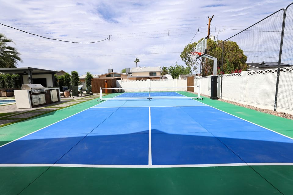 Sport court