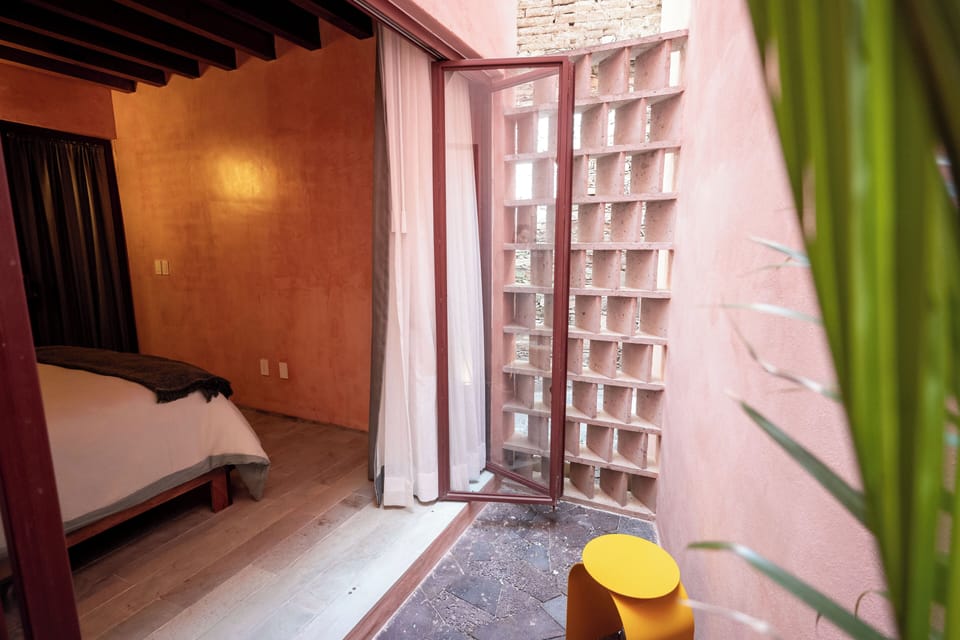 Double Room, Courtyard View | In-room safe, blackout drapes, free WiFi