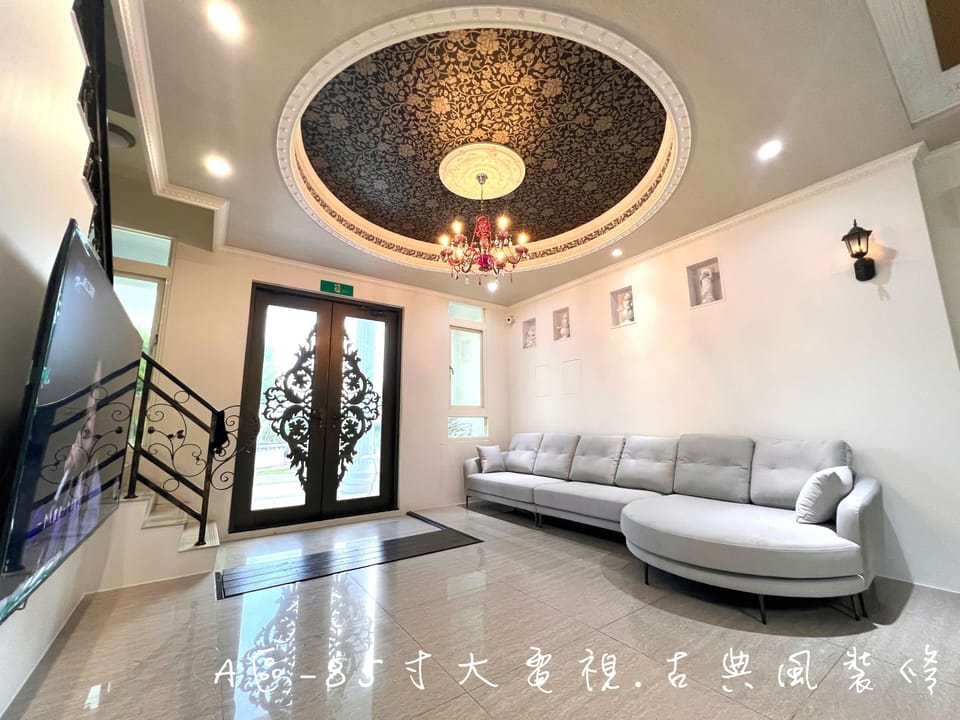 Comfort Villa, Private Pool, Garden View | Living area