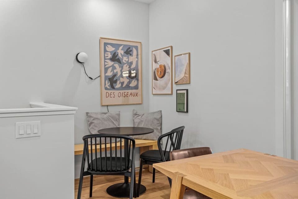 Dining area for 2.