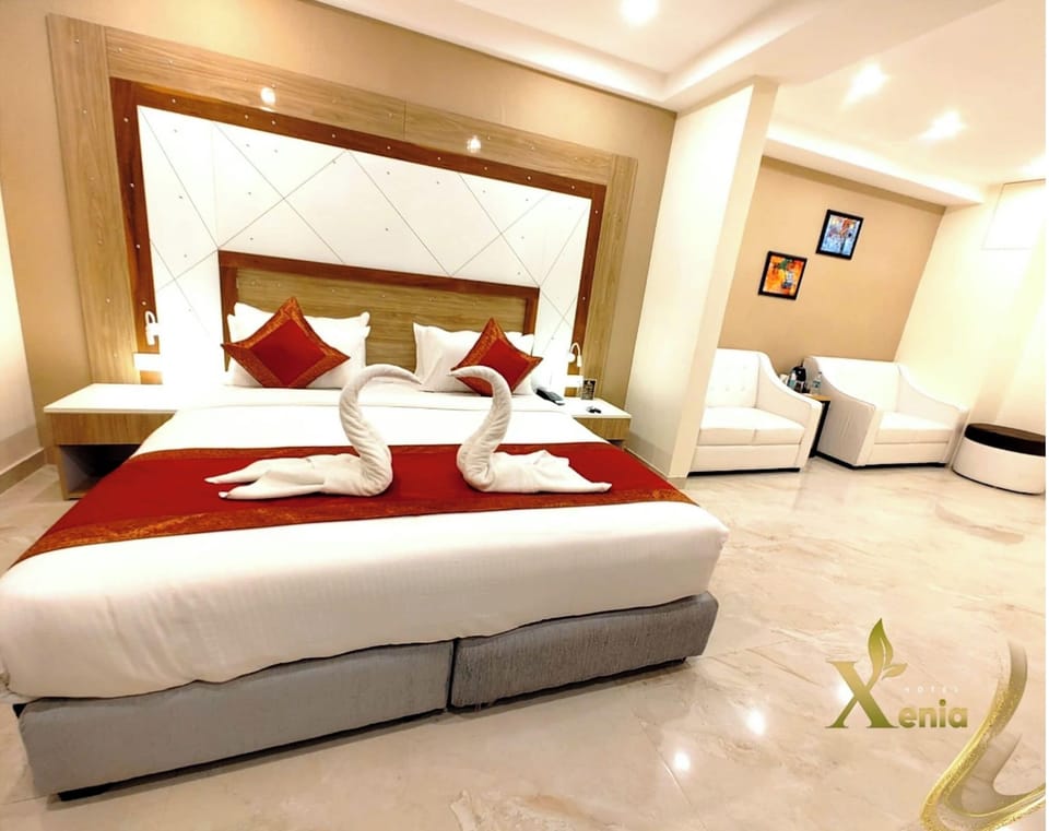 Hypo-allergenic bedding, desk, soundproofing, free WiFi