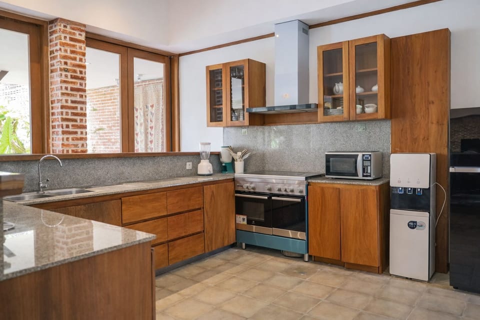 Signature Villa | Private kitchenette | Coffee/tea maker