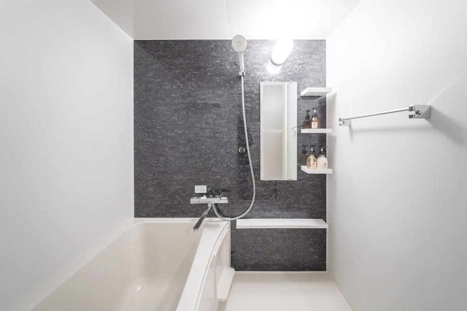 Combined shower/tub, free toiletries, hair dryer, bathrobes