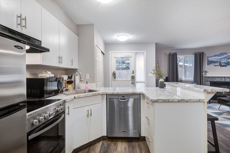 Bright, clean and open kitchen.