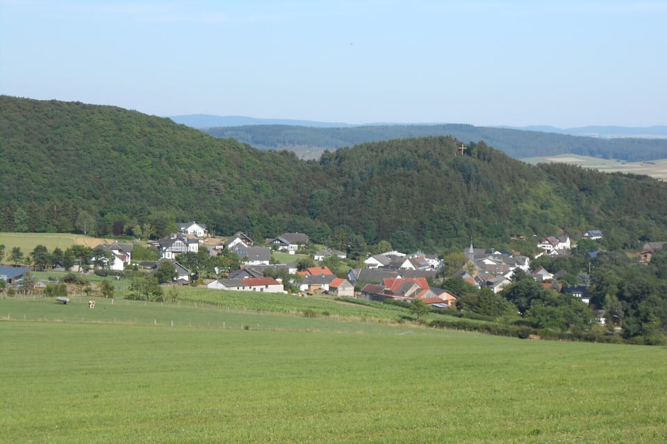 Immediate Surroundings [summer] (<1 km)