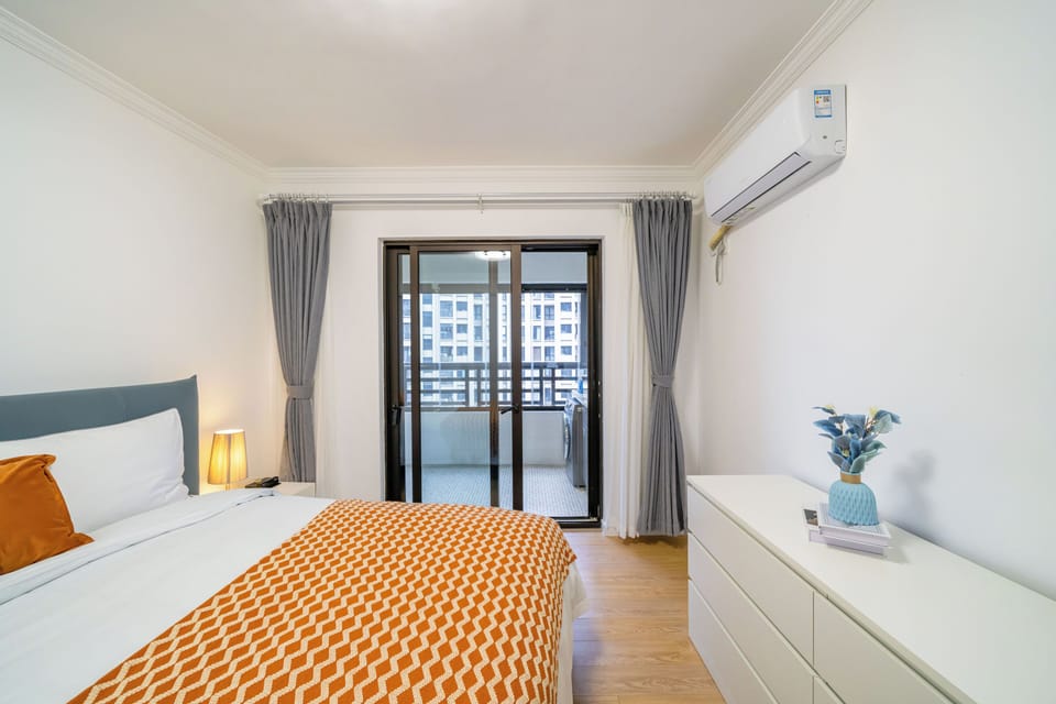 Superior Double Room, 1 Queen Bed, Non Smoking, City View | Free WiFi