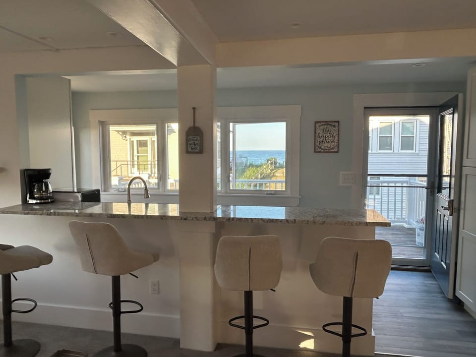 Upstairs (Unit 3 ) - bar stools 