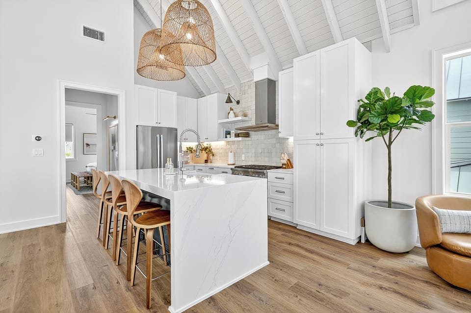 Kitchen, 2nd Floor
