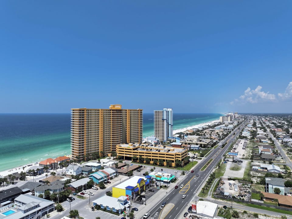Treasure Island Resort offers guests a large, resort style gulf front swimming pool (heated seasonally), hot tub, poolside cafe, gas grills, & fitness center!