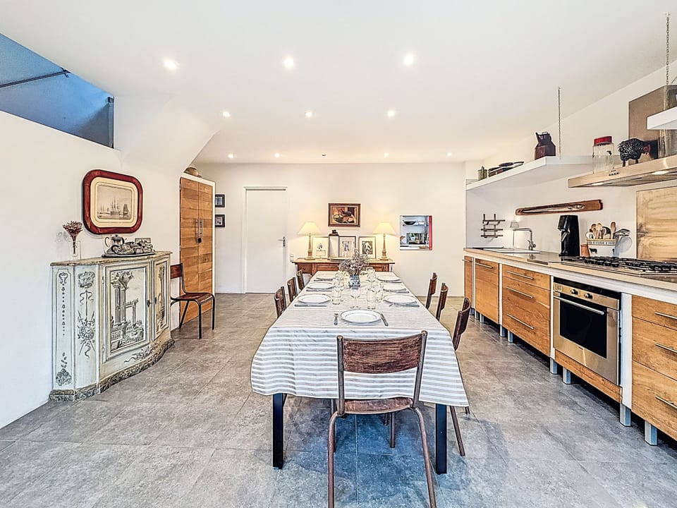 Kitchen / Dining Room