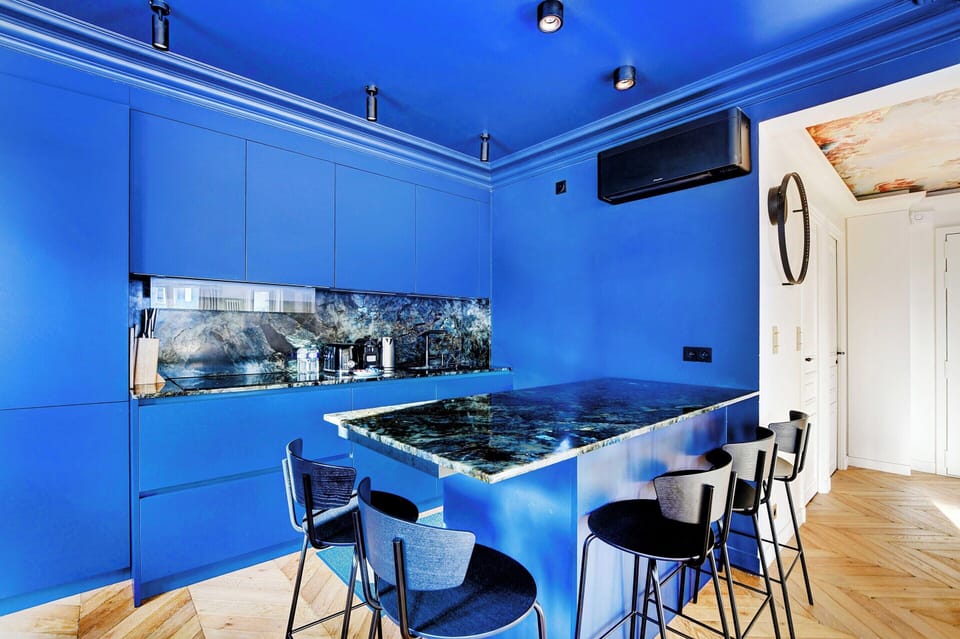 Apartment | Private kitchen | Fridge, microwave, oven, stovetop