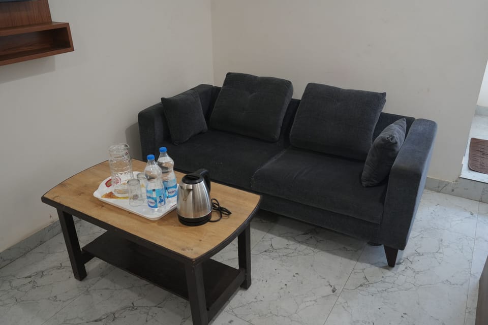 Suite | In-room dining