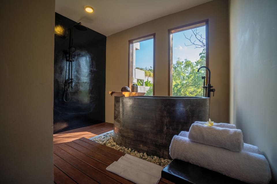 Superior Double Room, Balcony, Pool View | Spa
