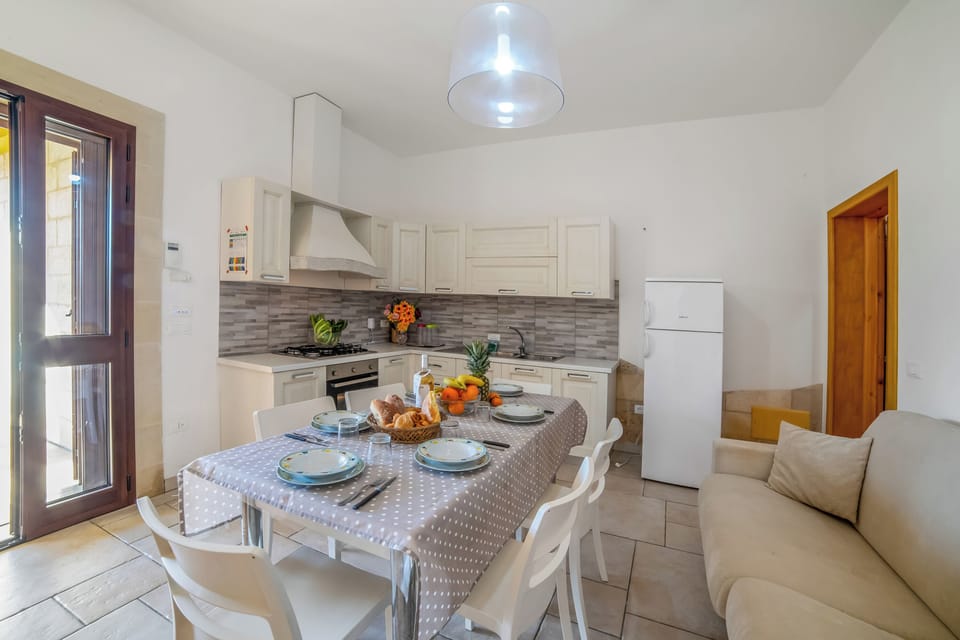 Kitchen and dining area
