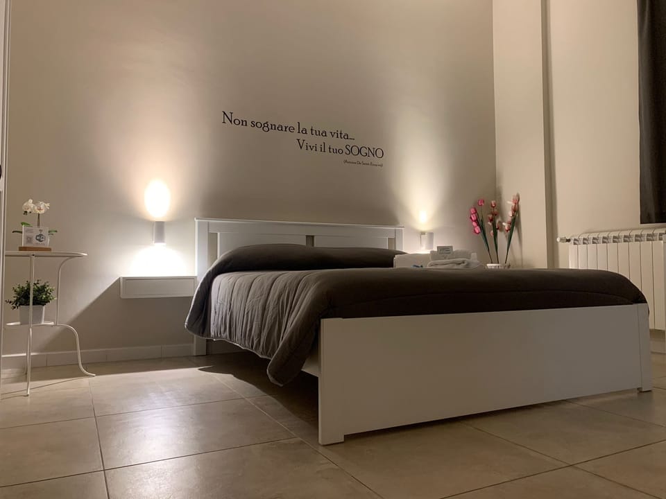 In-room safe, iron/ironing board, free WiFi