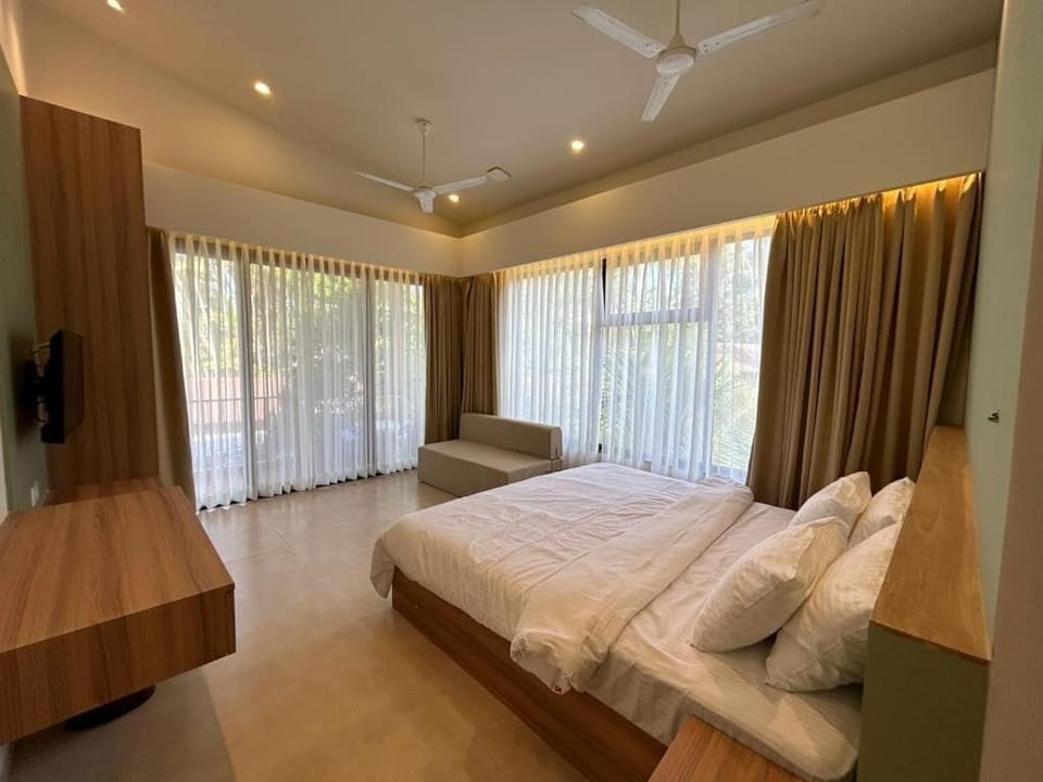 Family Studio Suite, Balcony | In-room safe, desk, laptop workspace, free WiFi