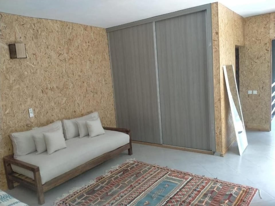 Double Room, Balcony, River View | Interior