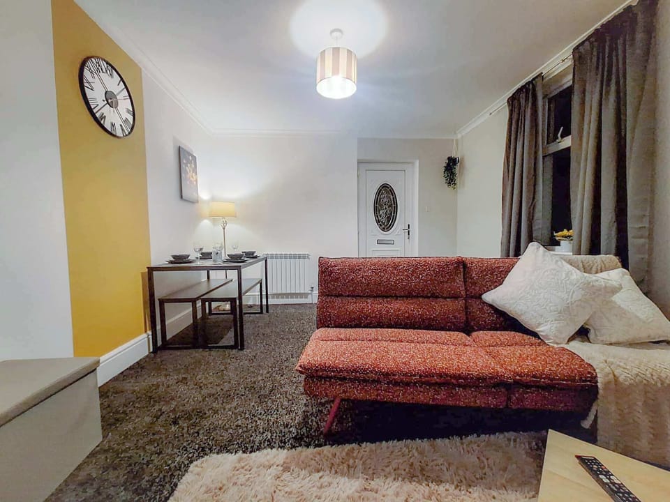 House | 2 bedrooms, high-speed internet