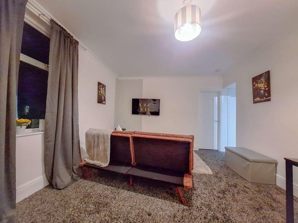 House | 2 bedrooms, high-speed internet