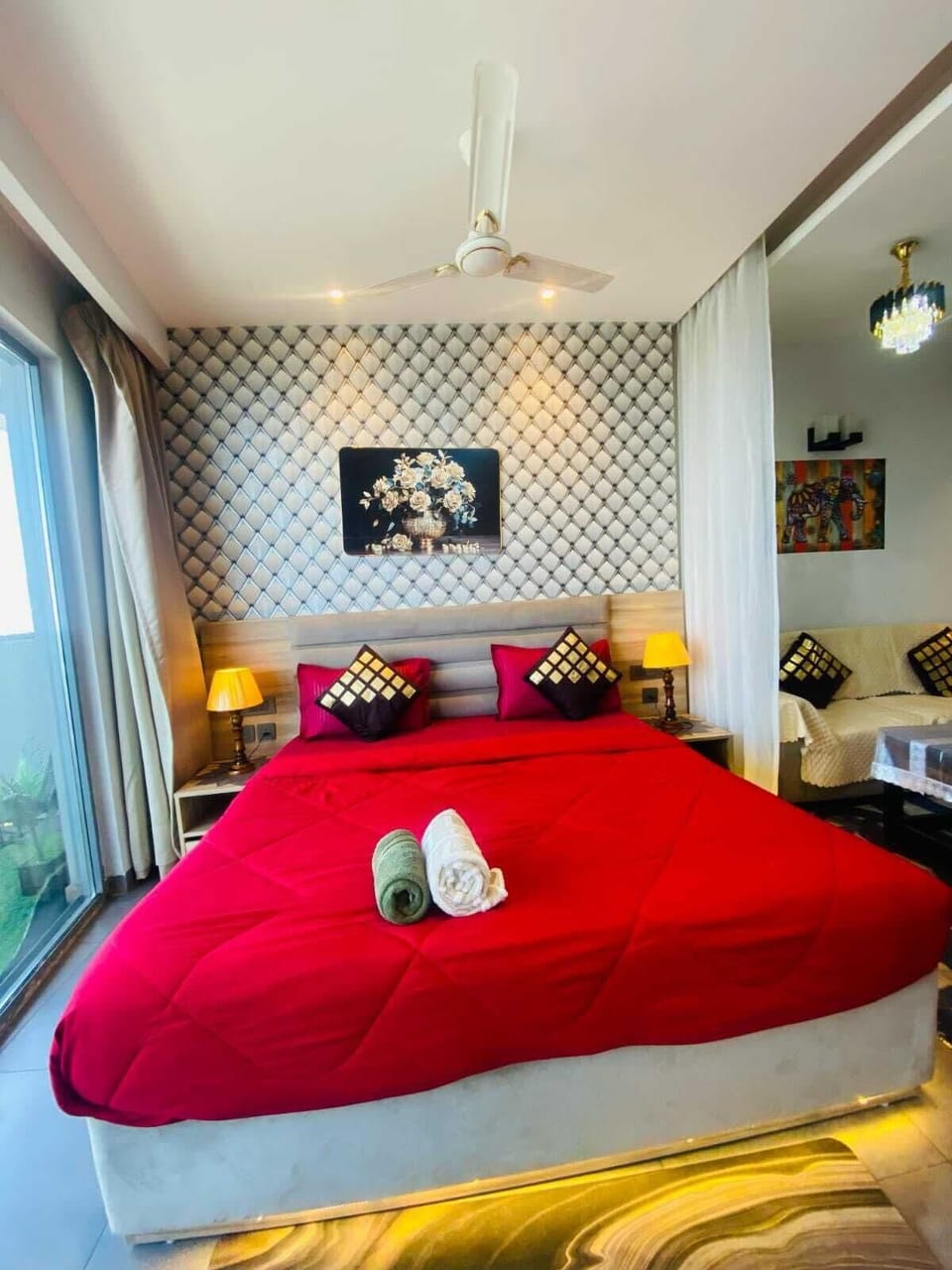 OnlyStay Hotel Supernova Noida Hotel in Noida