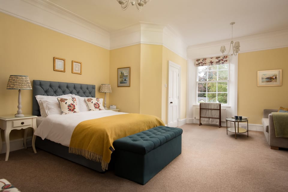 Deluxe Double Room (The Yellow Room)