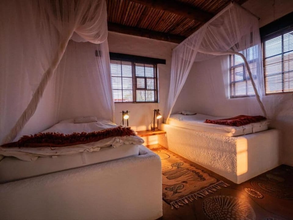 Standard Twin Room, Patio | In-room safe