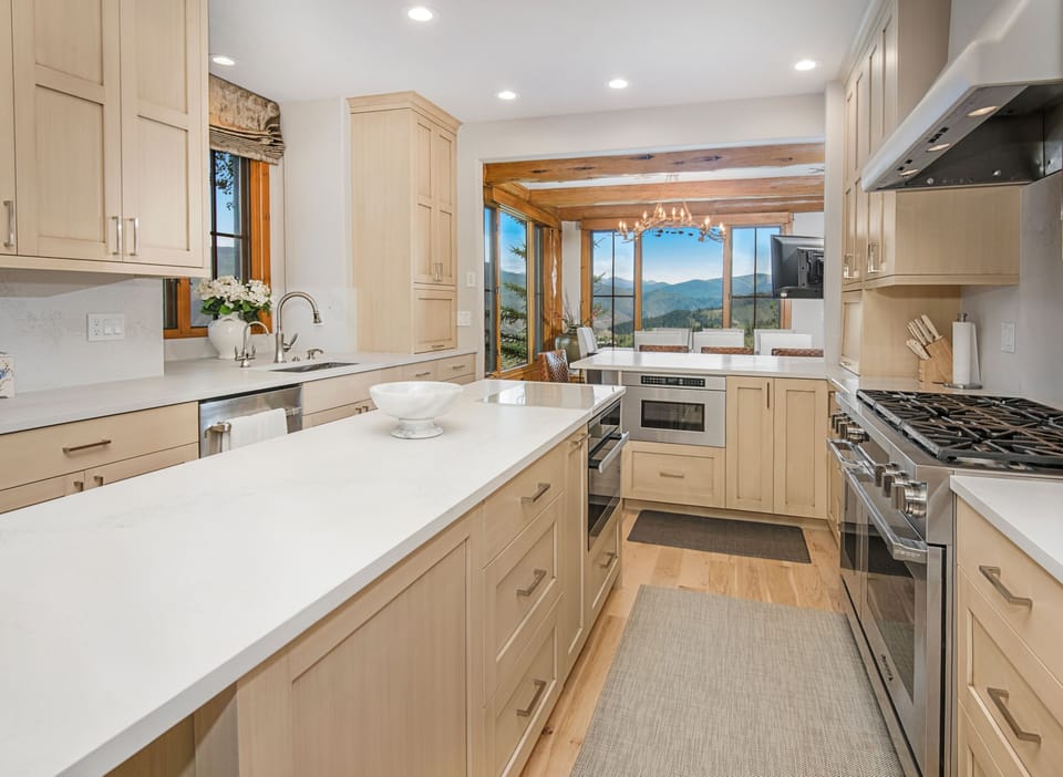 Luxury House, Multiple Bedrooms, Resort View, Slope side | Private kitchen | Fridge, microwave, oven, dishwasher
