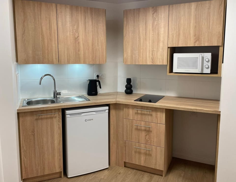 Private kitchenette