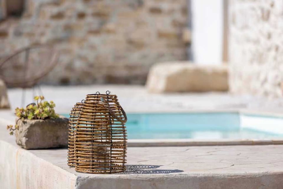 Poolside Details with Stone Accents
