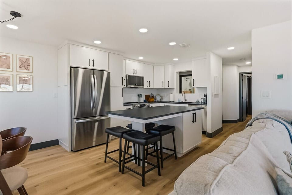 Recently updated kitchen with stainless steel appliances 🍽️✨—fully equipped for easy meals during your stay.