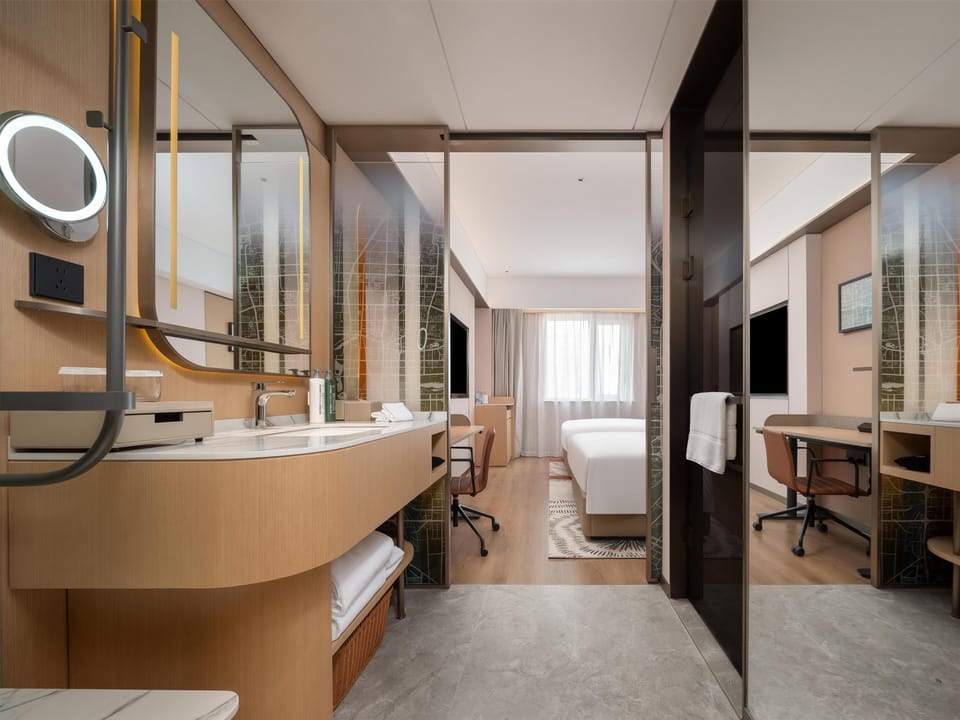 Room, 2 Twin Beds (Guest) | Bathroom