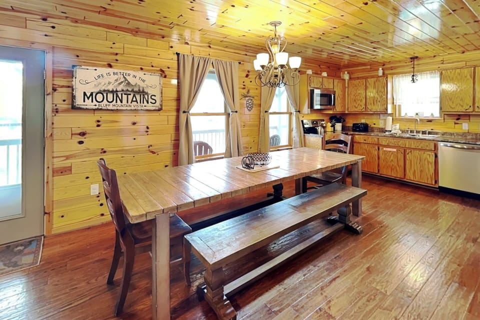Studio (4 Bedrooms) | Property amenity