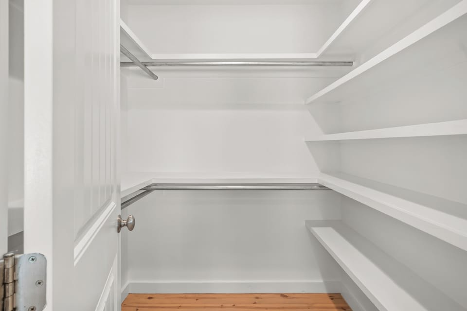 Basic House | Free WiFi