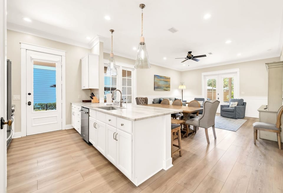 Kitchen Island / Carport