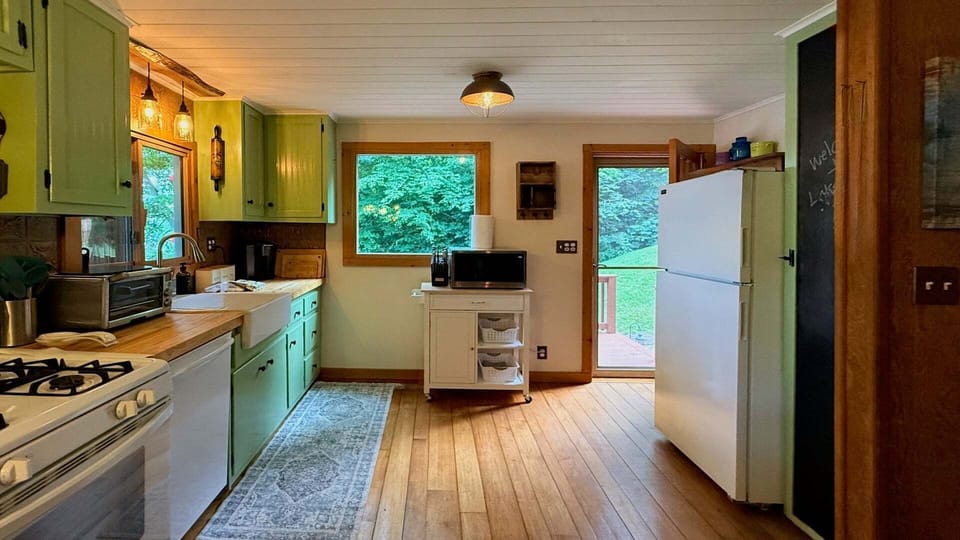 Kitchen at Lakeside