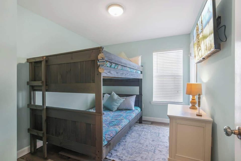 Bunk room ideal for kids or extra guests
