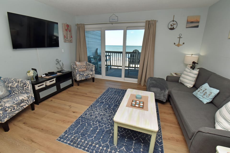 Direct Ocean Front