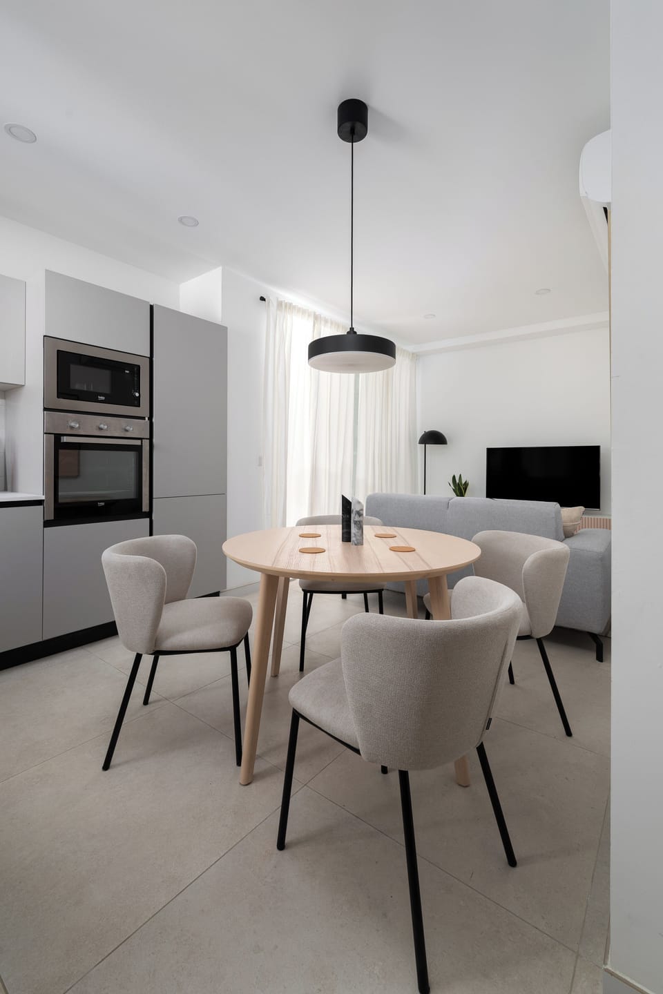 Apartment, City View | Dining