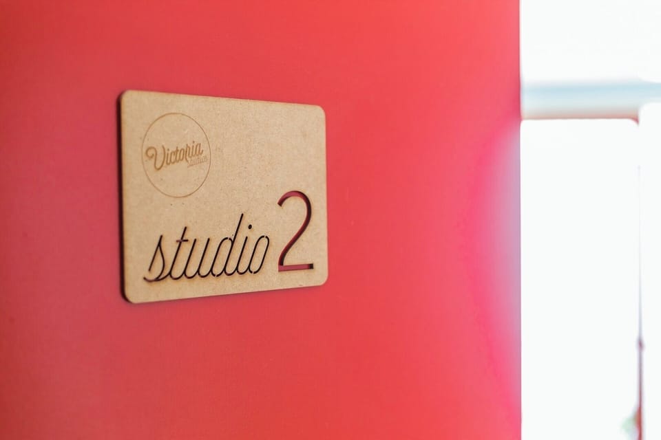 Studio with Comfortable Double-Bed and Air Conditioner