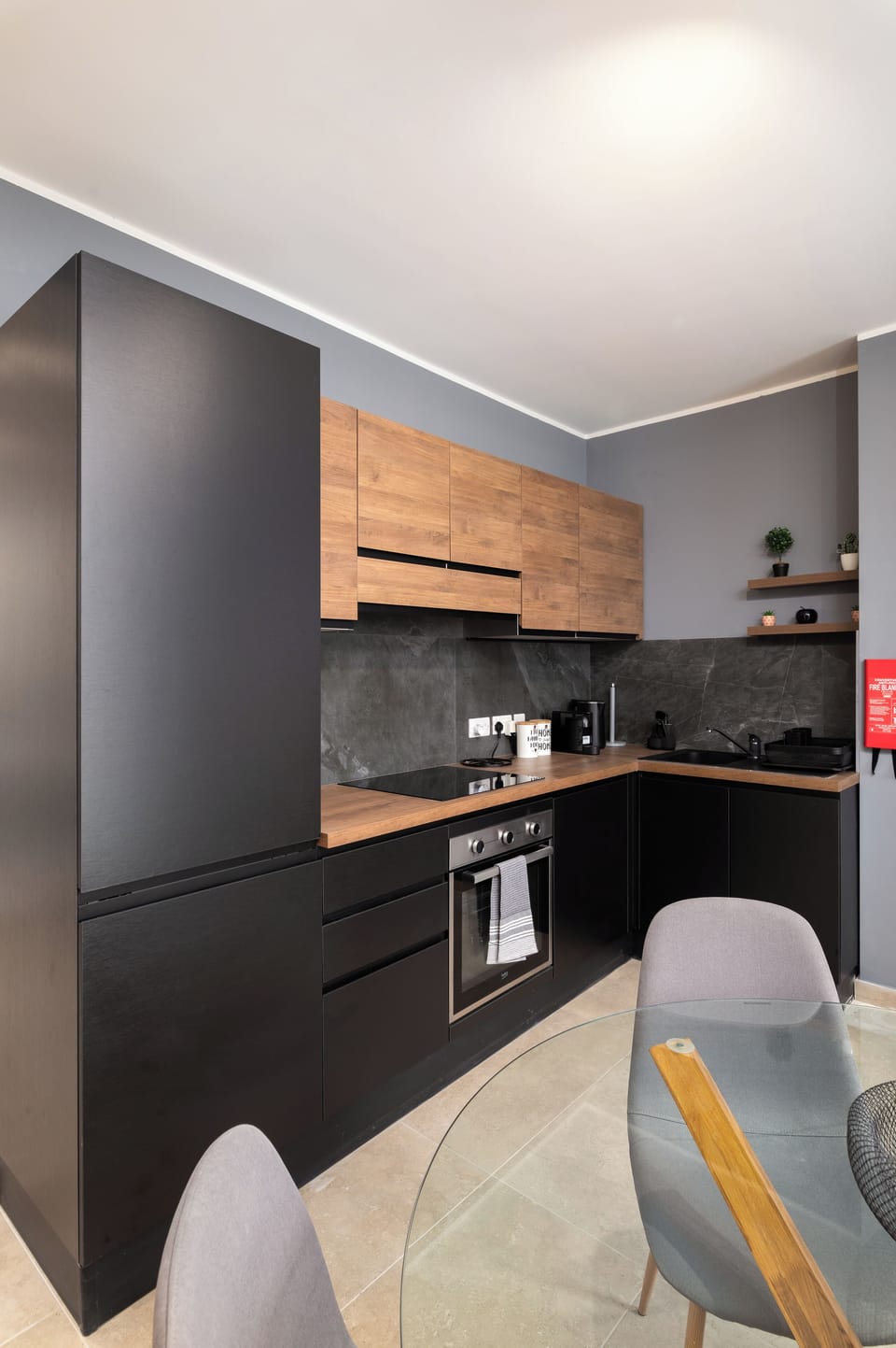 Apartment, City View | Private kitchen