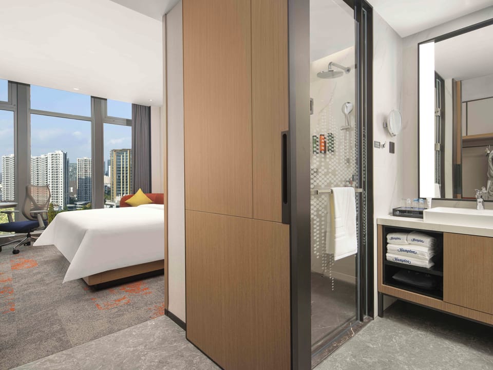 Comfort Single Room, City View | Desk, laptop workspace, blackout drapes, soundproofing
