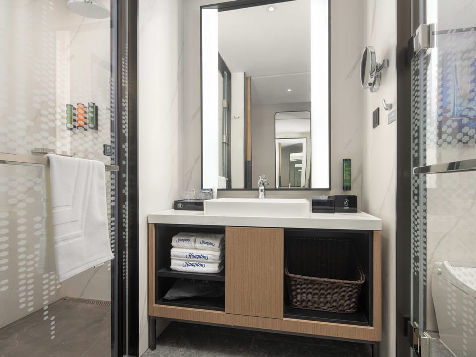 Superior Double Room, City View | Bathroom | Separate tub and shower, hair dryer, slippers, towels