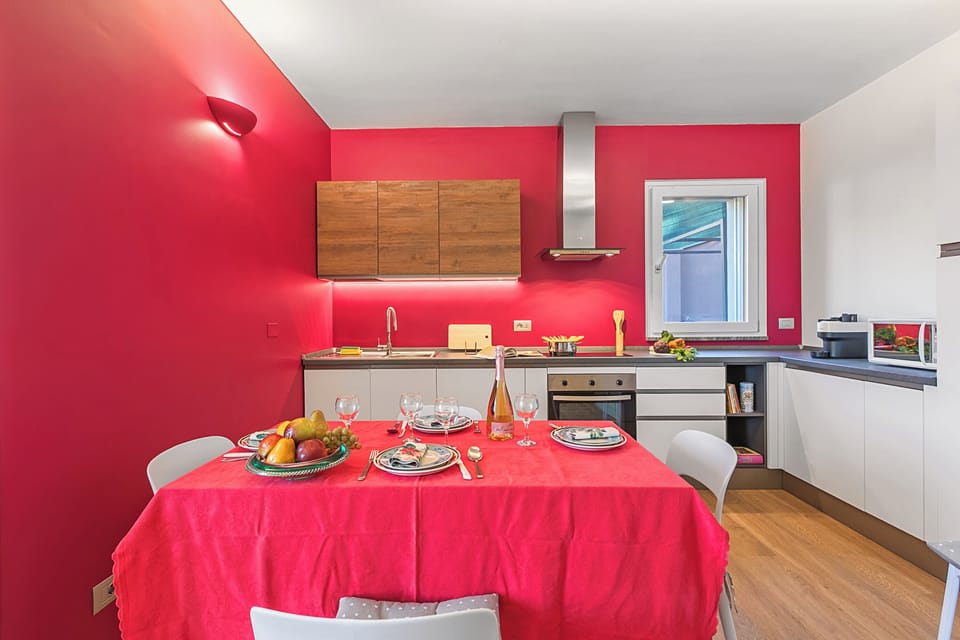 Family Apartment, 1 Bedroom, Balcony, Mountainside (Appartamento Ciclamino) | Private kitchen